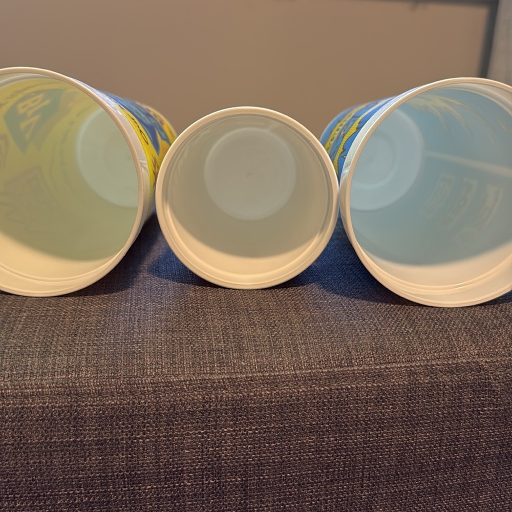 Colorful Graphic Cups Set - Picture 5 of 5
